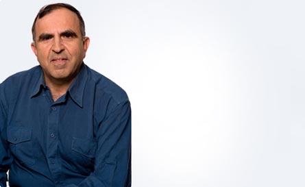 ד"ר צביקה ליס
