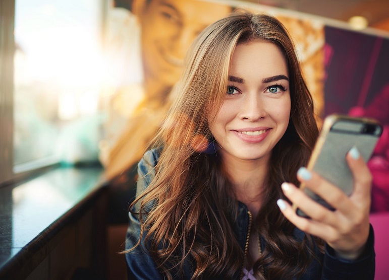 phone_smile.jpg