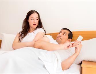 طفي نار الغيرة...