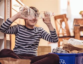 تحذيرات من خطورة المنتجات البلاستيكية على الصحة