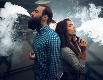 52% من الأزواج المدخنين يتشاجرون بسبب التدخين