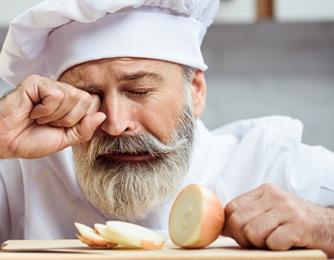 עיניים דומעות (דמעת)